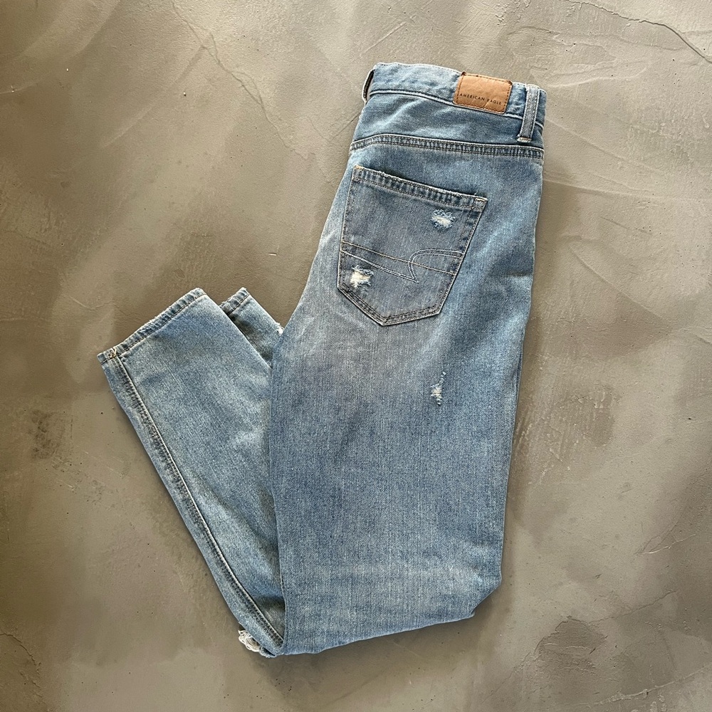 AE mom jeans 👖 🥣